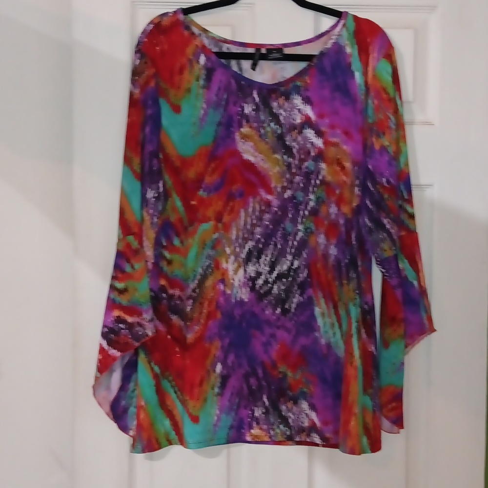 Women's new direction tie-dyed hippie style pullover shirt size of XL
